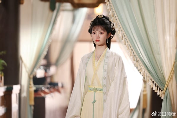 網評「最高顏值95後女星」TOP10！趙露思沒有前五，楊超越第六，周也第三，冠軍是真美