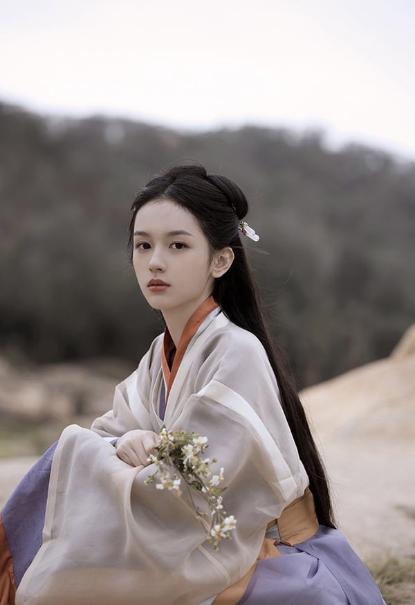 網評「最高顏值95後女星」TOP10！趙露思沒有前五，楊超越第六，周也第三，冠軍是真美