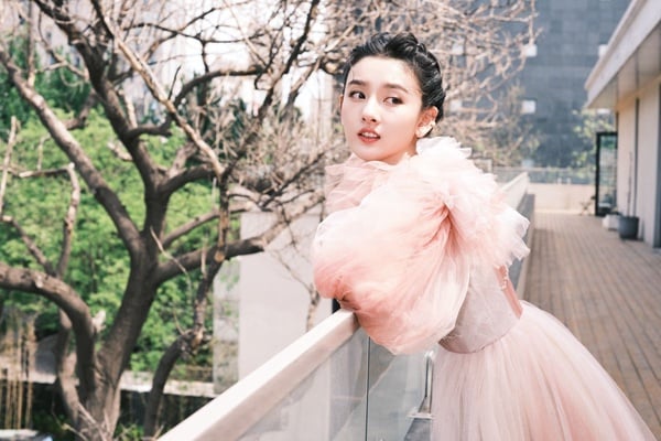 網評「最高顏值95後女星」TOP10！趙露思沒有前五，楊超越第六，周也第三，冠軍是真美