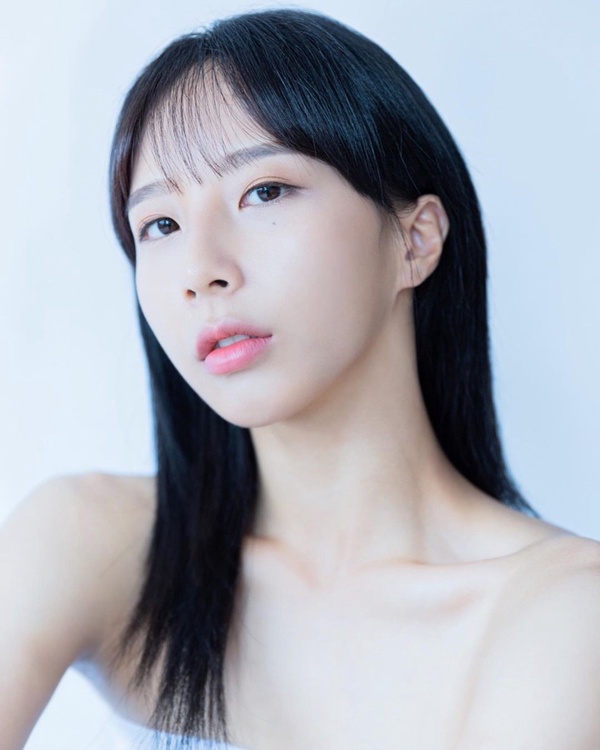 《黑暗榮耀》效應再+1!《體能之巔》金多英遭爆校園暴力,KTV毆打同學,學校都沒轍!