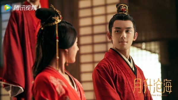 「微博熱搜最多」陸劇Top10！《蒼蘭訣》2500條熱搜，《星漢燦爛》4000條熱搜不是第一