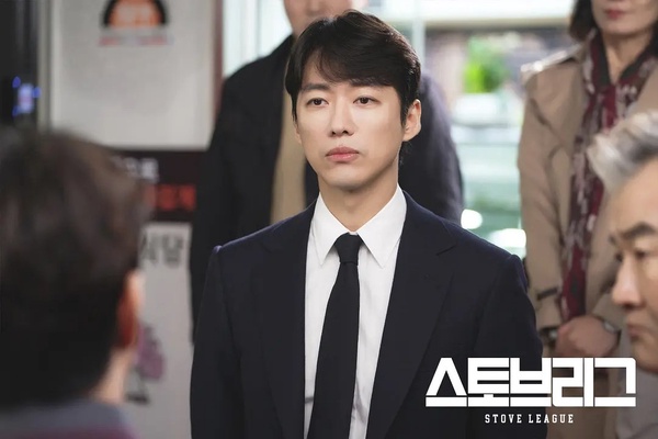 Netflix掀「舊劇逆襲」潮!《哲仁王后》&《女神降臨》空降三四名,這部陸劇竟霸榜整月