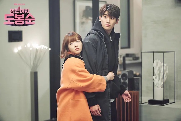 Netflix掀「舊劇逆襲」潮!《哲仁王后》&《女神降臨》空降三四名,這部陸劇竟霸榜整月