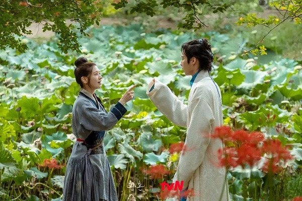Netflix掀「舊劇逆襲」潮!《哲仁王后》&《女神降臨》空降三四名,這部陸劇竟霸榜整月