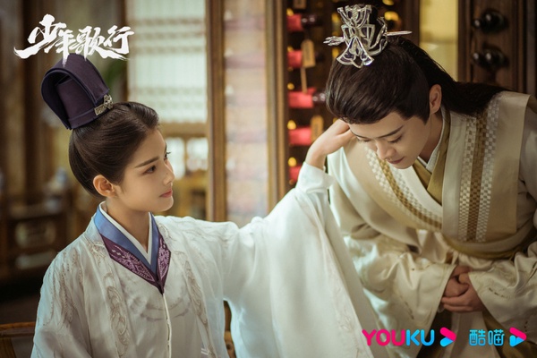 2月陸劇「有效播放量」Top10!《星落凝成糖》2.4億,《聽說你喜歡我》4.2億,冠軍58億