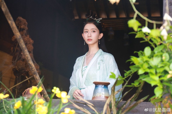 熱播陸劇10位「隱藏古裝女神」!《星落凝成糖》隱藏《贅婿》美女,而她曾豔壓過吳謹言