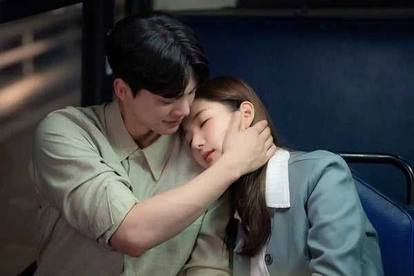 JTBC歷代韓劇首播收視TOP10！《梨泰院》第7，《財閥家的小兒子》第3，這部竟空降第一