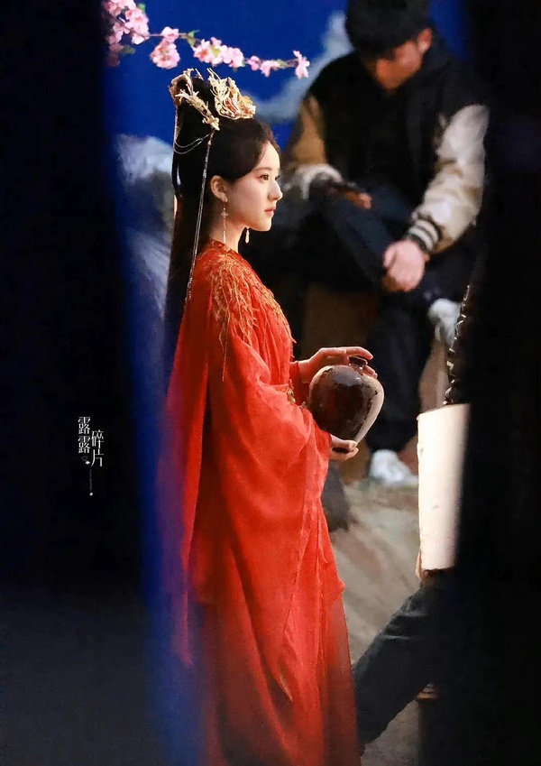 古裝仙俠劇10位女星「大婚造型」!楊超越魅惑,熱巴明豔,楊冪仙氣,劉亦菲卻醜得嚇人