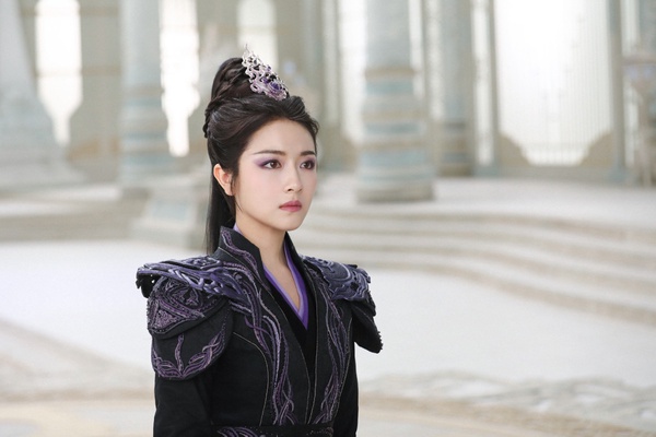 古裝劇9位女神「黑化」造型!楊冪美豔,楊超越紫眼影仍美,趙麗穎李蘭迪卻逃不過吐嘈
