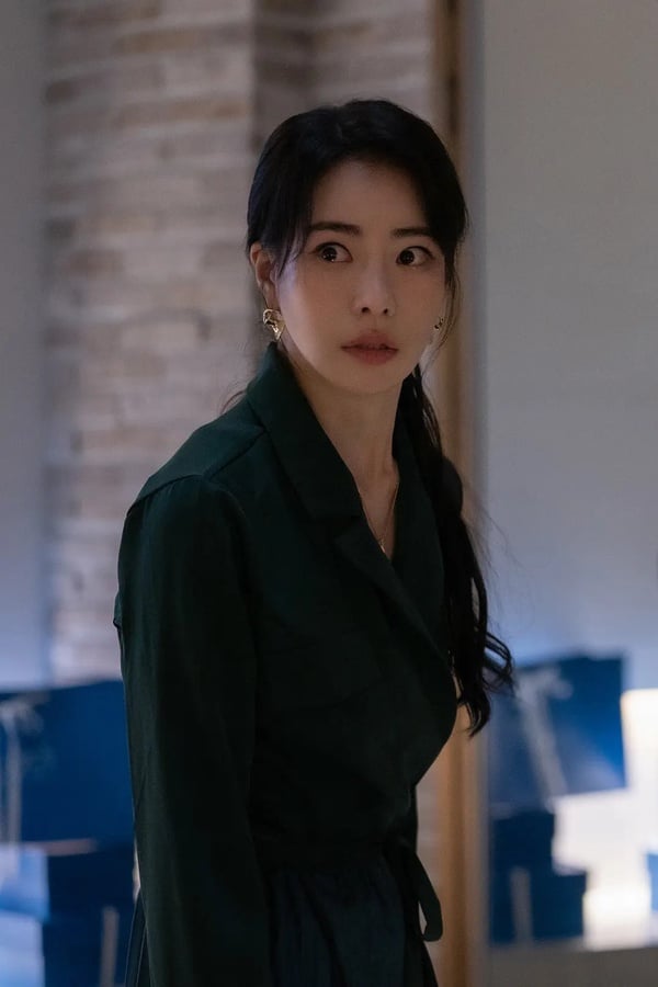 《黑暗榮耀2》劇情隱藏彩蛋!涎鎮媽名字藏伏筆,宰雋愛狗是共情,結局烏雲竟有這含義