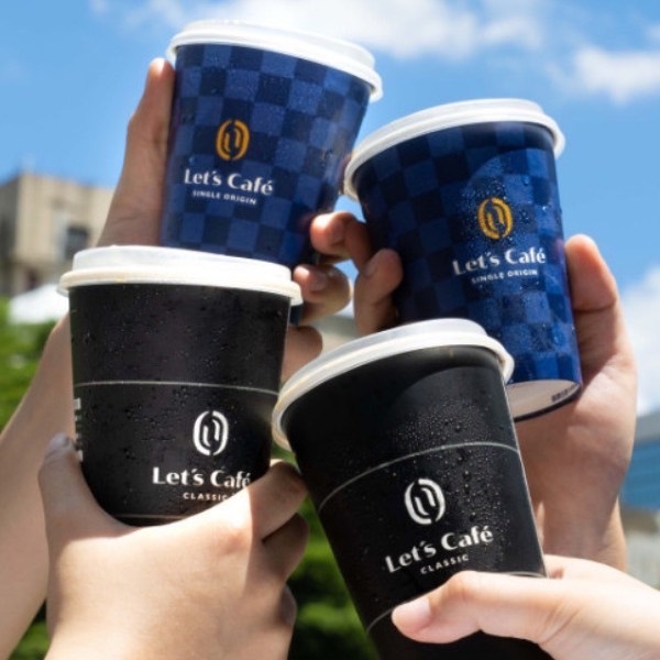 全家咖啡優惠買一送一！全家「咖啡茶飲優惠」：拿鐵買一送一、私品茶7折