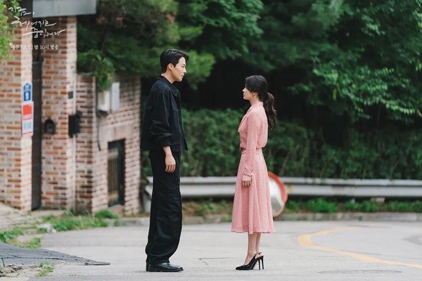 宋慧喬主演韓劇收視TOP9!《黑暗榮耀2》登38國冠軍,《太陽的後裔》第六,冠軍高達50%