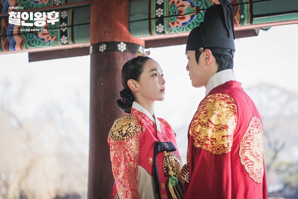 Netflix韓劇「全球網播量」TOP10!《哲仁王后》衝上第二,《黑暗榮耀2》3天破億超狂
