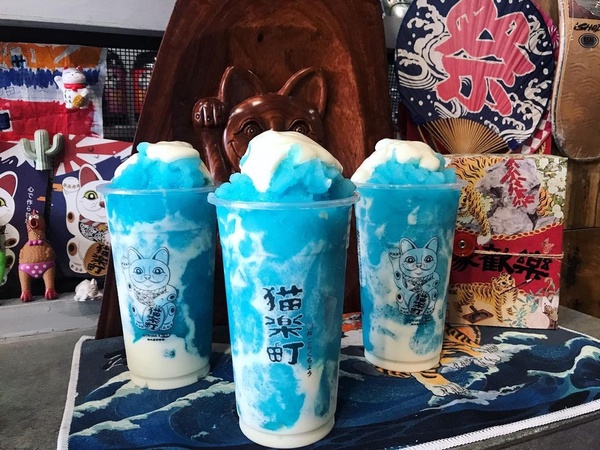 彰化手搖推薦！復古麵茶冰沙、top1綠豆沙鮮奶必喝，全台首創招財貓造型冰磚在「這裡」