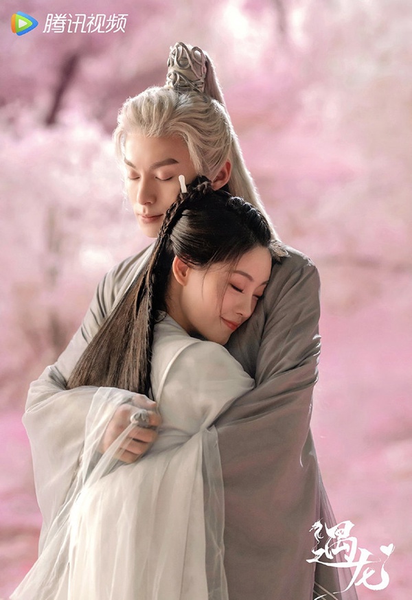 9對「超爛陸劇」的高顏值CP!楊洋&劉亦菲擁抱夢回《三生三世》, 王鶴棣&沈月是真的搭