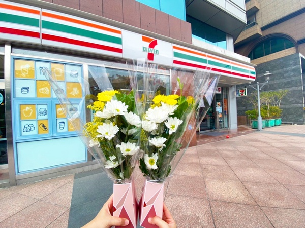 咖啡優惠！7-11「清明優惠」：珍珠奶茶、拿鐵第2杯10元，再推OPEN將ｘKITTY零食周邊
