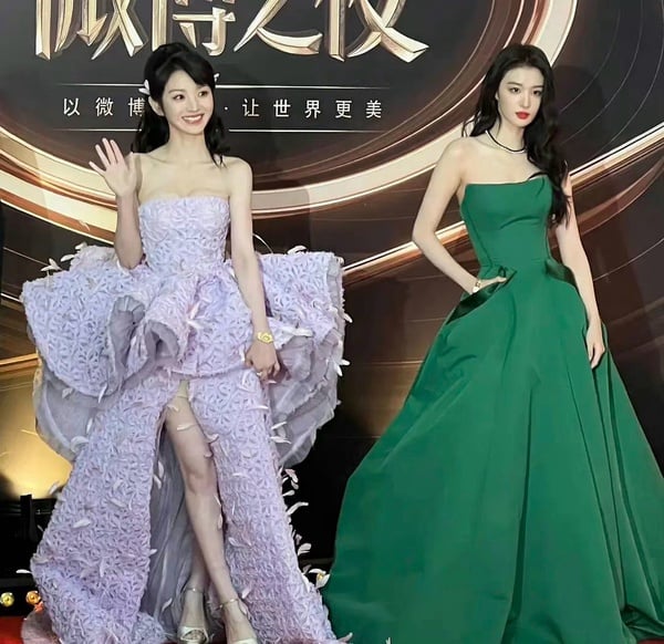 9組陸劇「頂級帥哥美女」同台!李現先夾在楊冪&趙麗穎中間,又夾在楊紫&迪麗熱巴中間