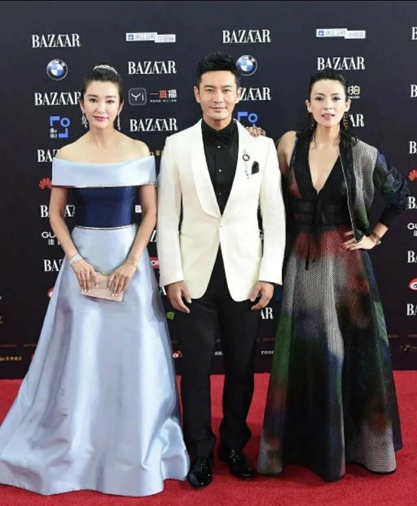 9組陸劇「頂級帥哥美女」同台!李現先夾在楊冪&趙麗穎中間,又夾在楊紫&迪麗熱巴中間