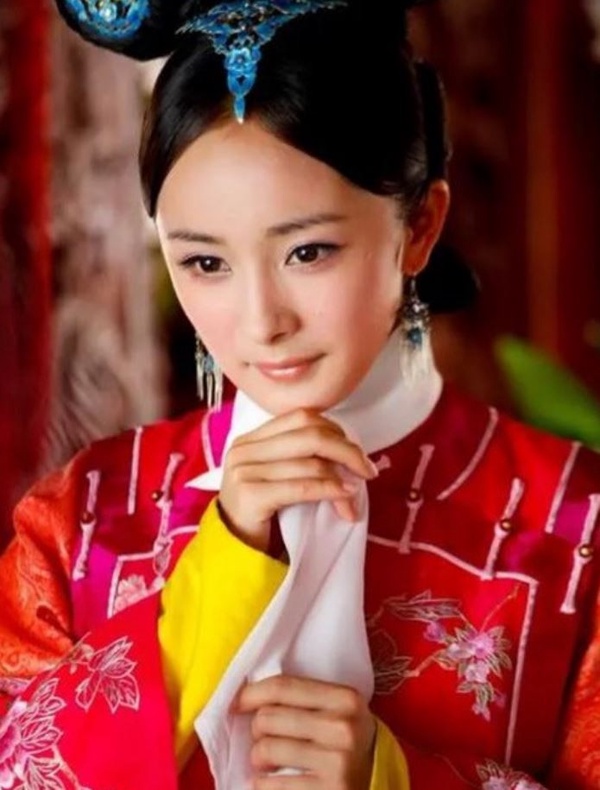 10位「陸劇85後小花」命運大不同!楊冪&趙麗穎&宋軼都為李沁做過配,而景甜實在是太妙