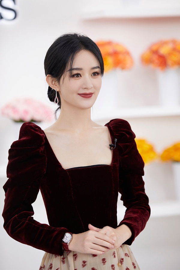 10位「陸劇85後小花」命運大不同!楊冪&趙麗穎&宋軼都為李沁做過配,而景甜實在是太妙