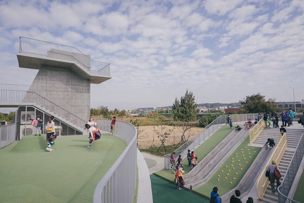 新竹14大親子景點推薦！不只動物園、蔦屋書店，眷村博物館、青青草原也是放風好去處