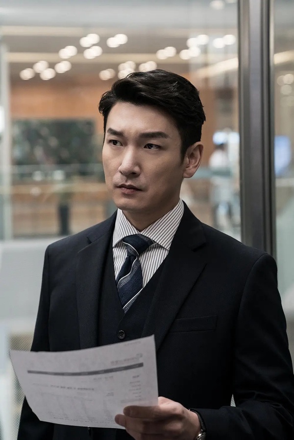 曹承佑主演韓劇收視排行!《離婚律師申晟瀚》打敗《秘密森林》登第3,冠軍竟飆破24%