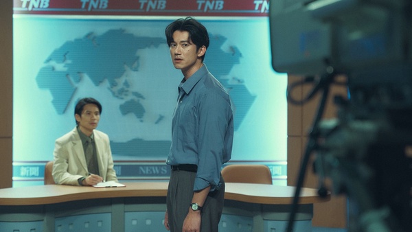 Netflix《模仿犯》劇情幕後秘密!吳慷仁本來要演兇手,柯佳嬿在原著愛的竟是「他」