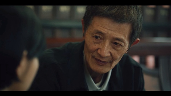 Netflix《模仿犯》20句殘酷戳心台詞：「操控過的真相，是最有渲染力的殺人按鈕。」