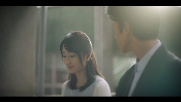 Netflix《模仿犯》20句殘酷戳心台詞：「操控過的真相，是最有渲染力的殺人按鈕。」