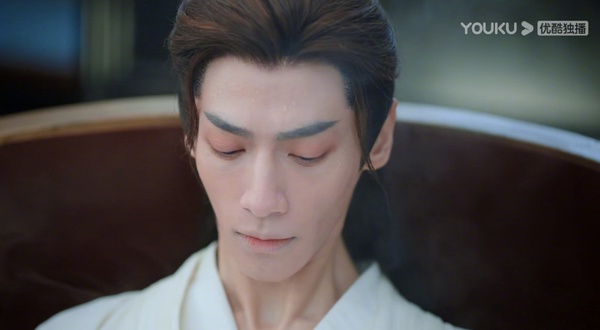 8位「顏值引熱議」陸劇明星!《長月燼明》羅雲熙瘦脫相,陳星旭沒稜角,吳磊好瘦好瘦