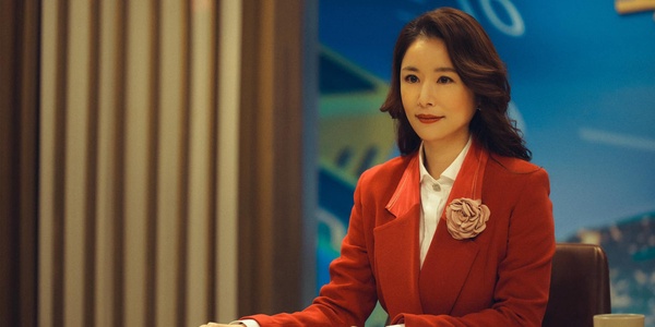 《模仿犯》劇情隱藏彩蛋!吳慷仁頭痛藥藏玄機,場景「這細節」早預吿兇手&危險的出現