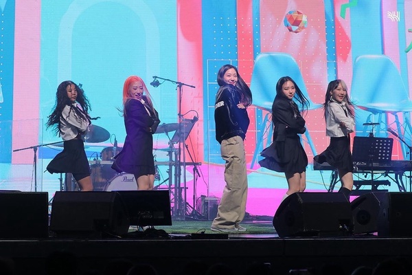 韓劇女星「舞蹈實力」！朴恩斌不輸女團，李聖經跳BLACKPINK舞很性感，辛叡恩怪到搞笑