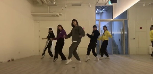 韓劇女星「舞蹈實力」！朴恩斌不輸女團，李聖經跳BLACKPINK舞很性感，辛叡恩怪到搞笑
