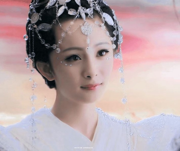 網評古裝劇「天選神女」TOP10！楊超越驚豔，白鹿第六，虞書欣第五，冠軍真是仙女降臨