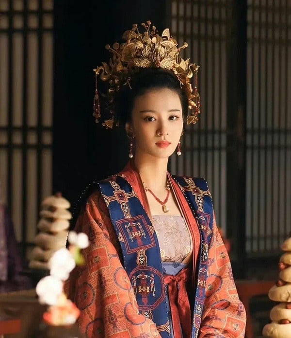 古裝劇10位「儀態天花板」氣質美人！白鹿現代感重？熱巴大方優雅，而她真是天選古代人
