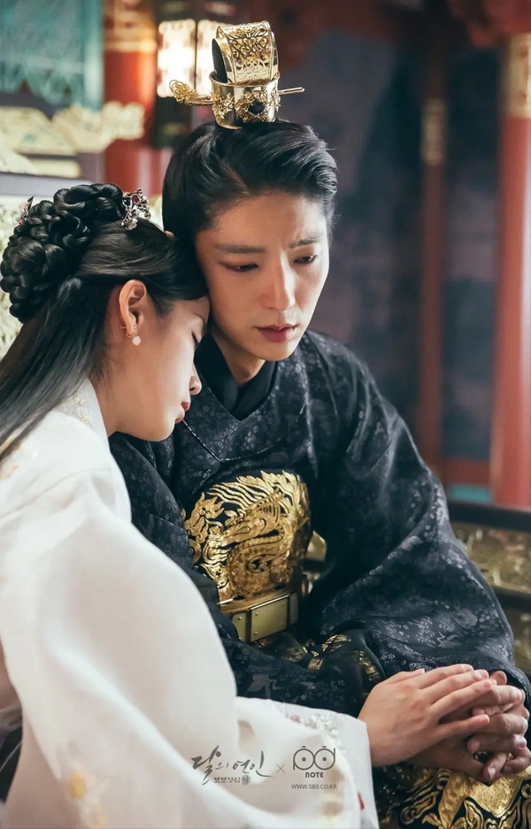 日票選「古裝奇幻韓劇」TOP10！《步步驚心麗》第6，《還魂》第4贏《擁月》，冠軍太狂