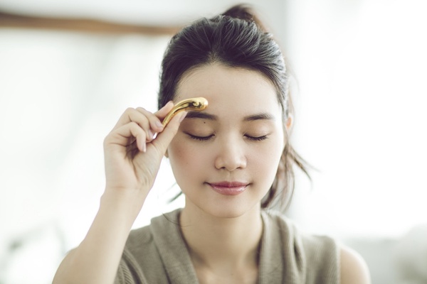 出現魚尾紋怎麼辦?魚尾紋的成因、種類&6大改善方法