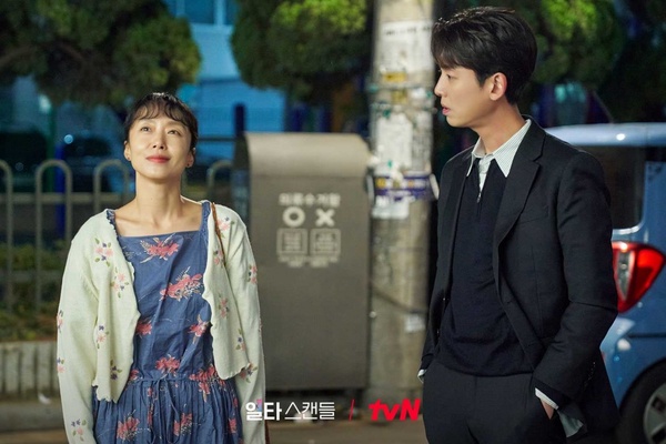 近期Netflix韓劇積分TOP8!《車貞淑醫生》第8《造后者》第6,這部贏《黑暗榮耀》奪冠