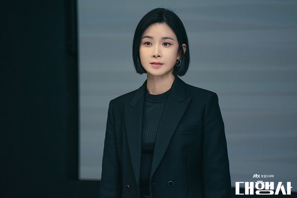近期Netflix韓劇積分TOP8!《車貞淑醫生》第8《造后者》第6,這部贏《黑暗榮耀》奪冠