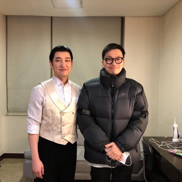 「追星成功」韓劇演員！《造后者》金喜愛是孫錫久迷妹，朴寶劍差點引發李孝利家庭革命