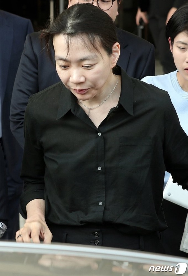 Netflix《造后者》原型是「她」！出身世界500強企業卻被稱「國恥」，因堅果要飛機返航