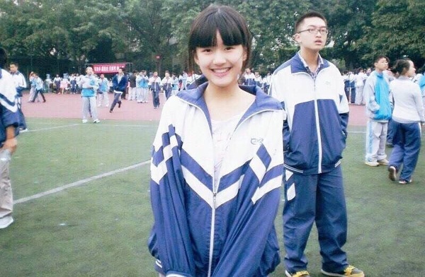 「一張照片美出圈」陸劇女星!陳都靈憑素顏證件照拿下《左耳》,趙露思國中就美到出名
