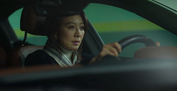 Netflix《造后者》劇情「隱藏細節」!劇名暗示打破性別,「圍巾」象徵導禧被繫上項圈