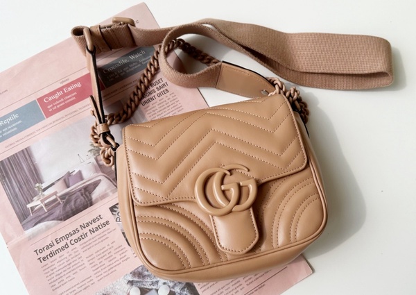 Gucci GG Marmont迷你肩背包,NT67,900