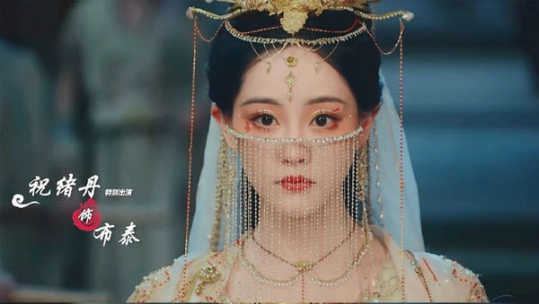 古裝劇9位「藍色面紗」美人!白鹿&趙露思誰更媚?趙麗穎冷豔,熱巴遮臉還是頂級大美人