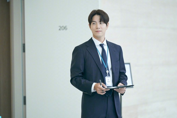 5月強檔韓劇推薦!李棟旭《九尾狐傳1938》復古高級,金宇彬Netflix《末日騎士》質感高