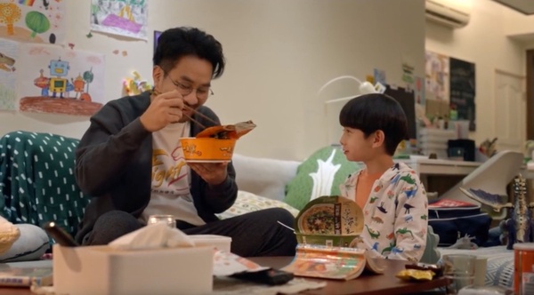 《人選之人》劇情彩蛋解析!五年級心痛告白伏筆埋2年,亞靜名字藏玄機、KTV成劇情關鍵