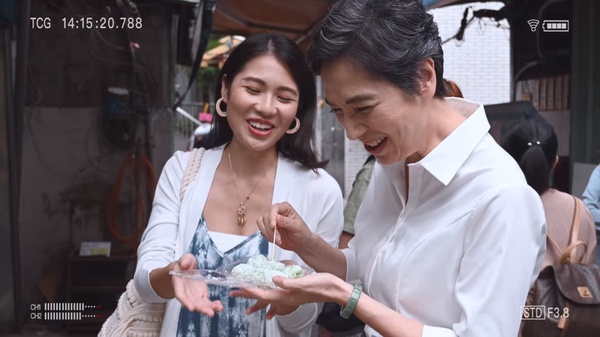 《人選之人》8個寫實細節!一點風吹草動PTT就吵翻,選黨不選人、只選好看的,太真實了
