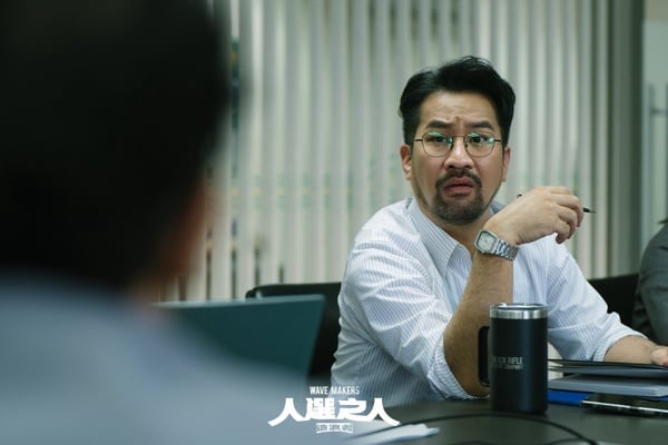 「被演戲耽誤的作家」演員！《人選之人》王淨15歲就出書，黃健瑋文筆好到許瑋甯看哭了