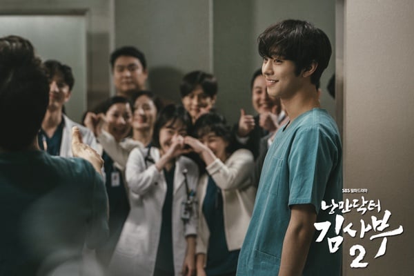 日網票選「最感人」韓劇TOP10！《浪漫醫生金師傅》第六，《機醫》第五，冠軍有點意外